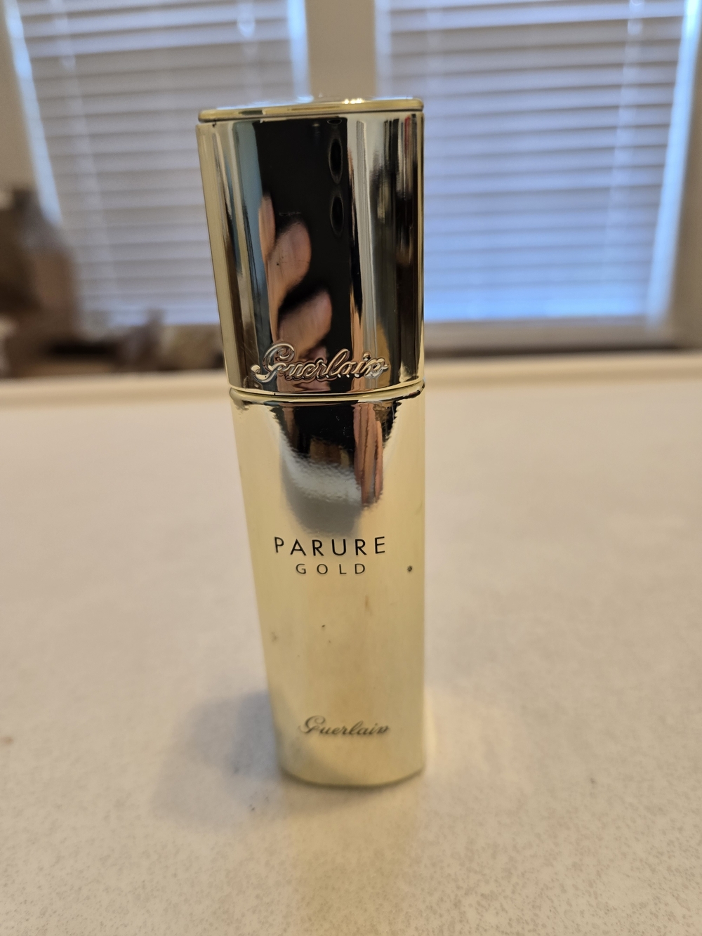 GUERLAIN Parure Gold Foundation